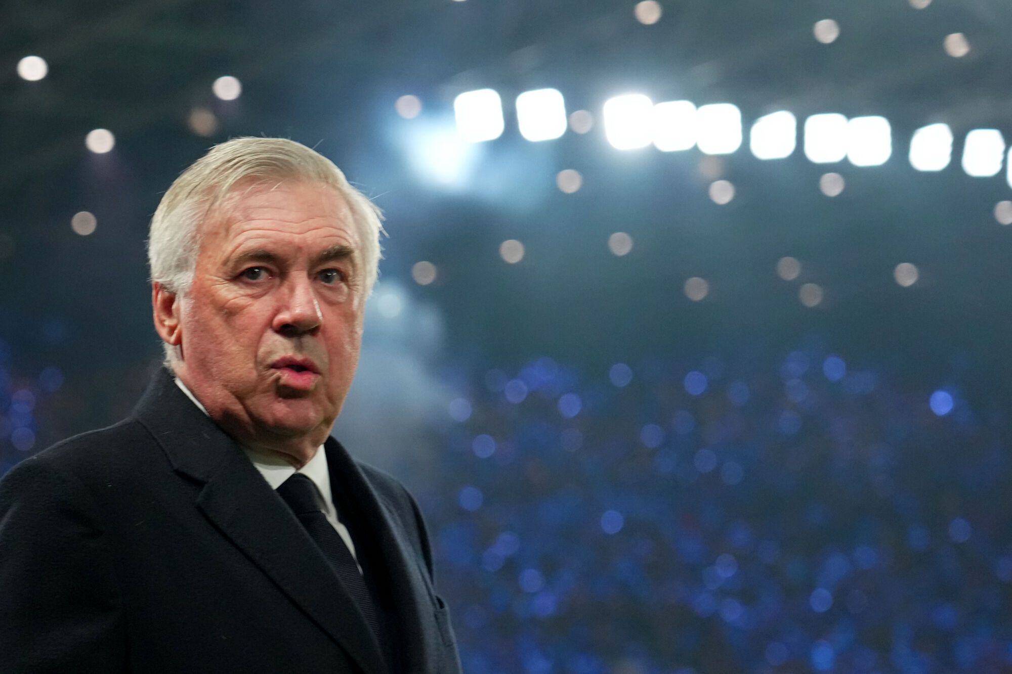 Recado de Ancelotti a los despachos del Real Madrid y al entorno de  Florentino: "Al tener una plantilla muy reducida, no podemos rotar"