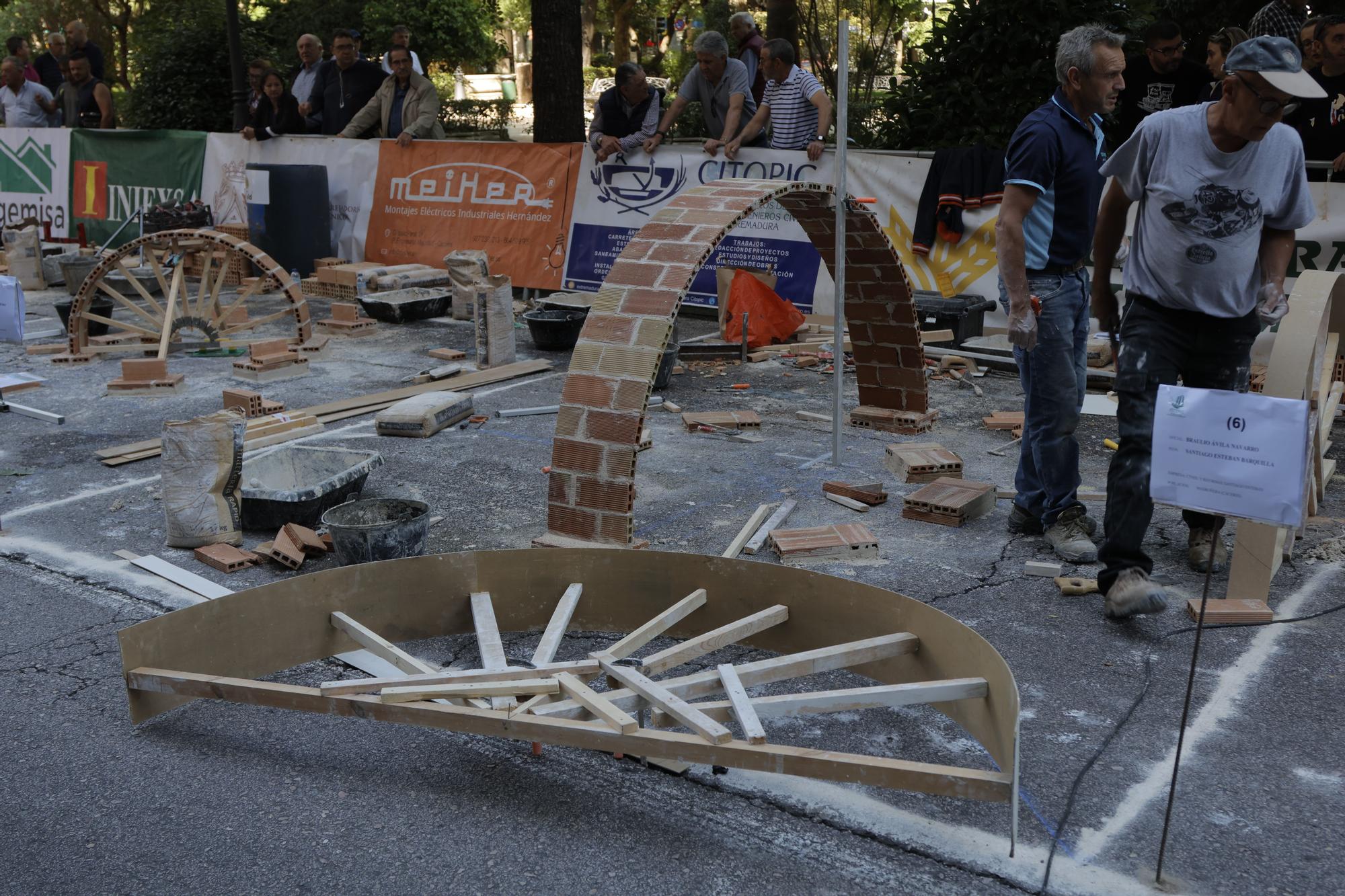 FOTOGALERÍA | Concurso de albañilería en Cáceres