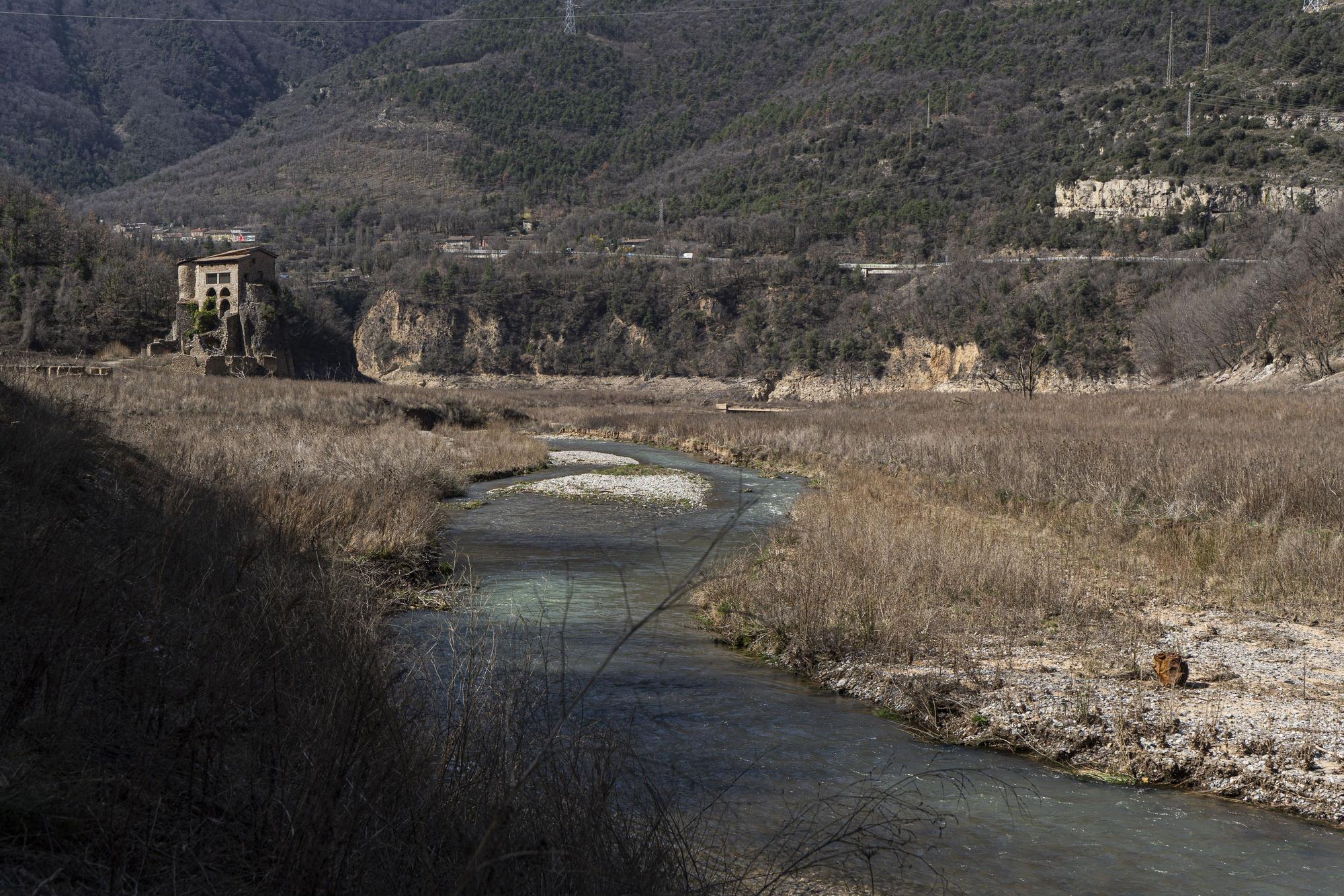 L'embassament de la Baells continua a nivells mínims d'aigua