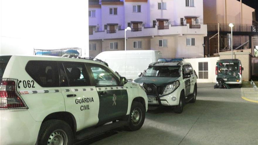 Detienen a los 4 implicados en un robo en un local en Torreblanca en 2017