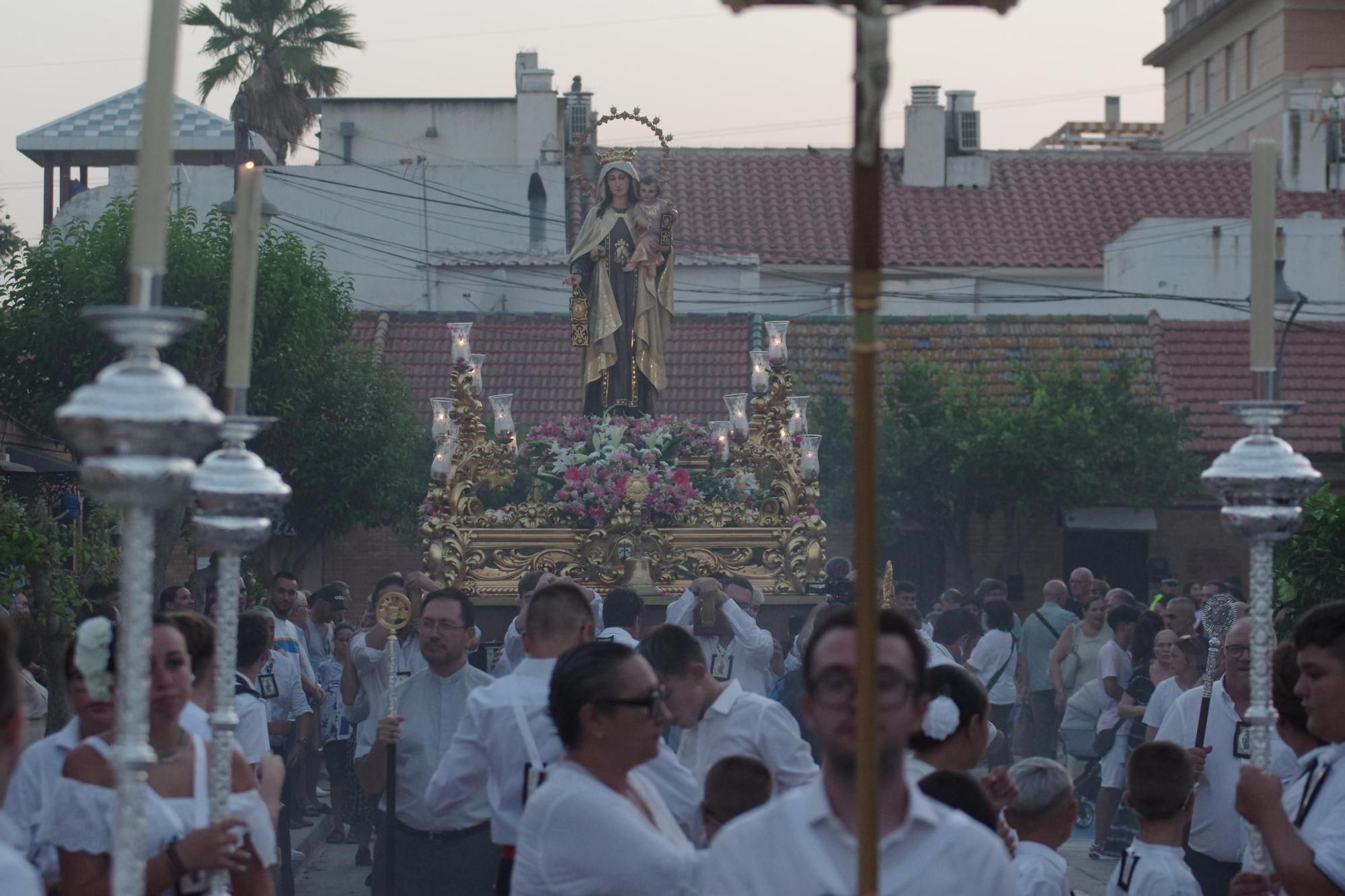 La procesión de la Virgen del Carmen de la Colonia de Santa Inés 2023, en imágenes