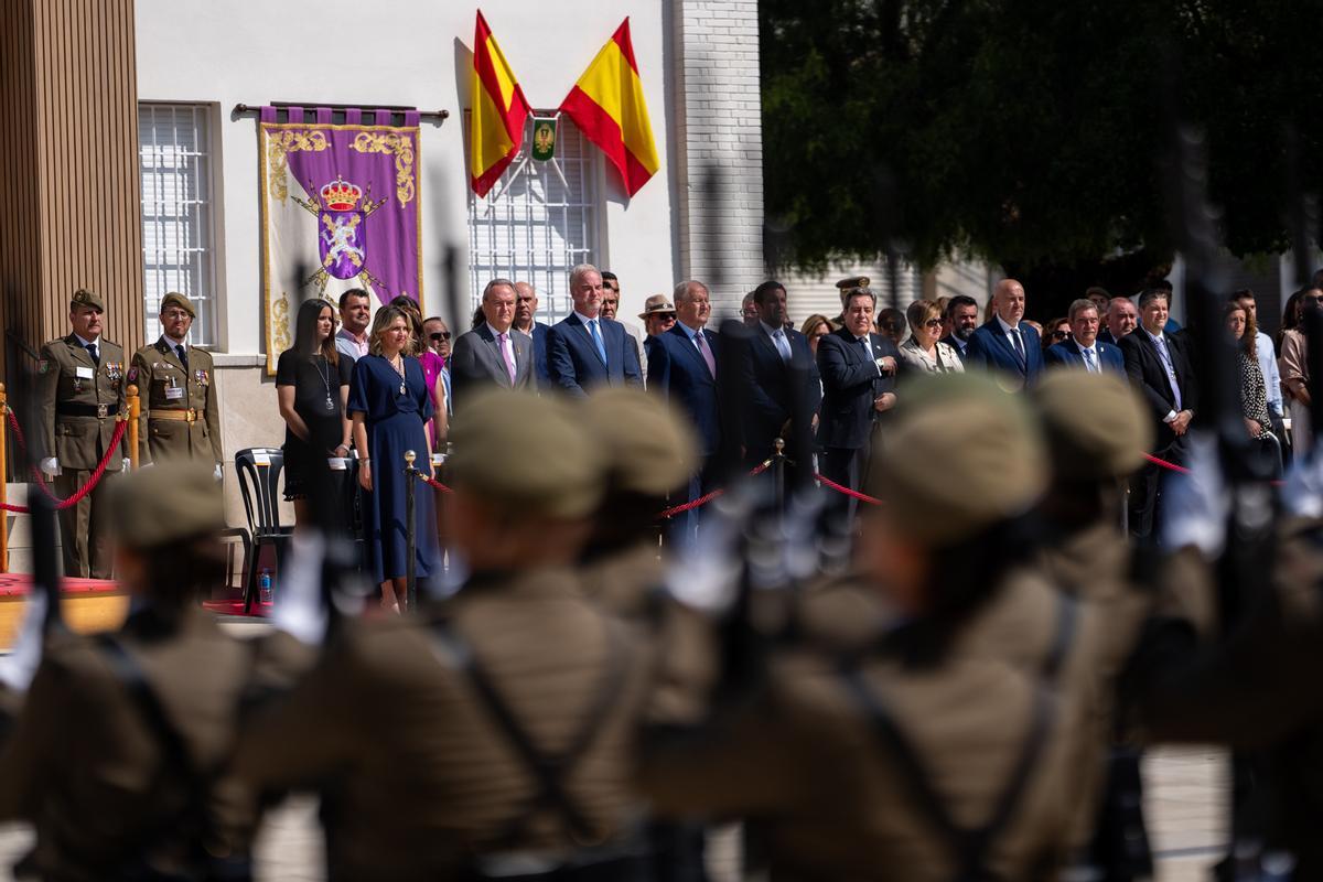 Las autoridades en el evento de la Jura de Bandera.