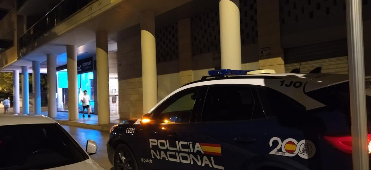 Matan de un disparo en el pecho a un hombre en un garaje en Dénia