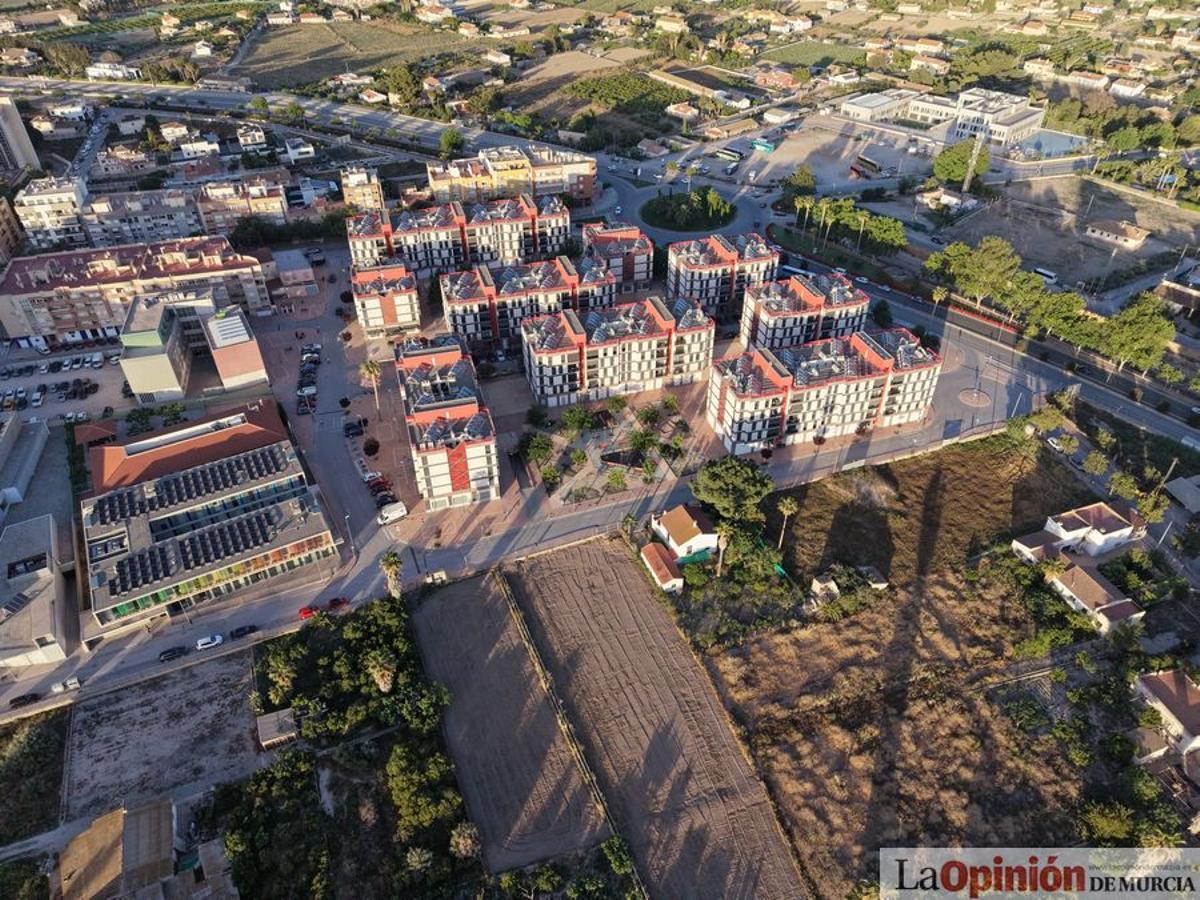 Los nueve bloques con 232 viviendas que configuran el barrio de San Fernando.
