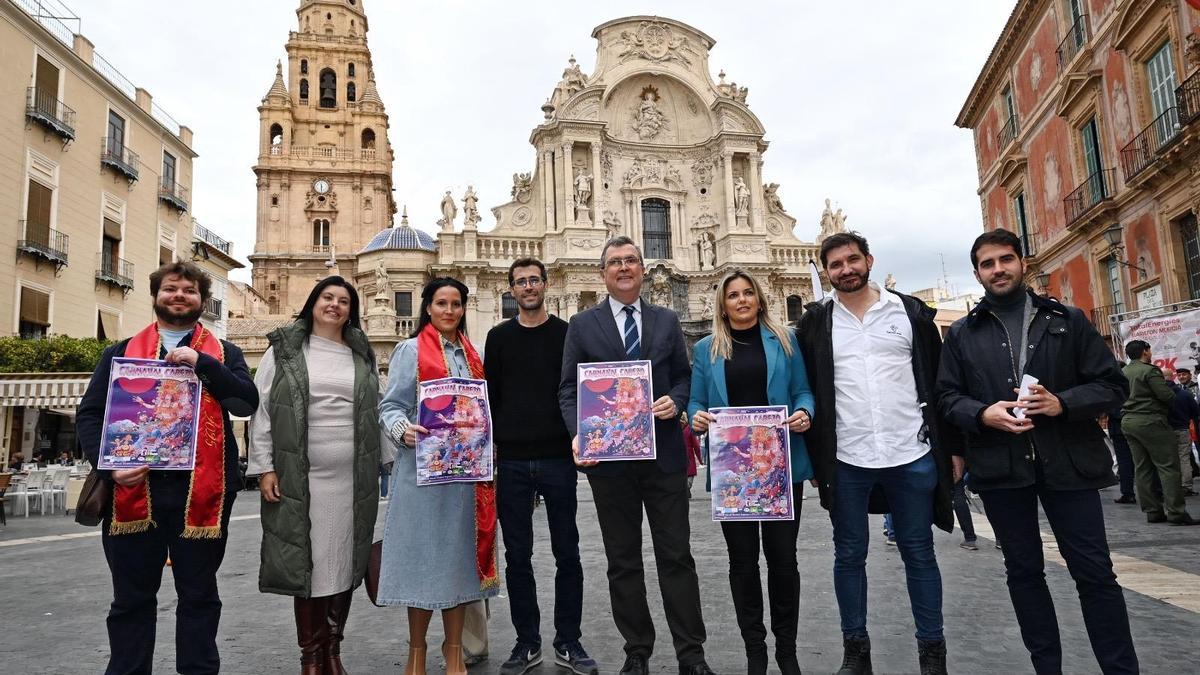 Presentación del cartel que rinde homenaje a las tradiciones locales de la pedanía murciana.