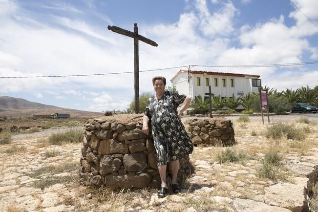 FUERTEVENTURA - FIESTAS DE TESJUATE -EN LA FOTO ANA VERA