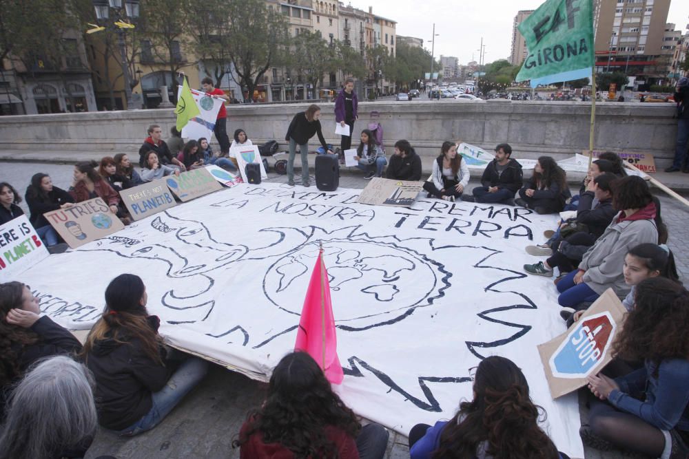 Fridays For Future Girona es mobilitza contra el canvi climàtic