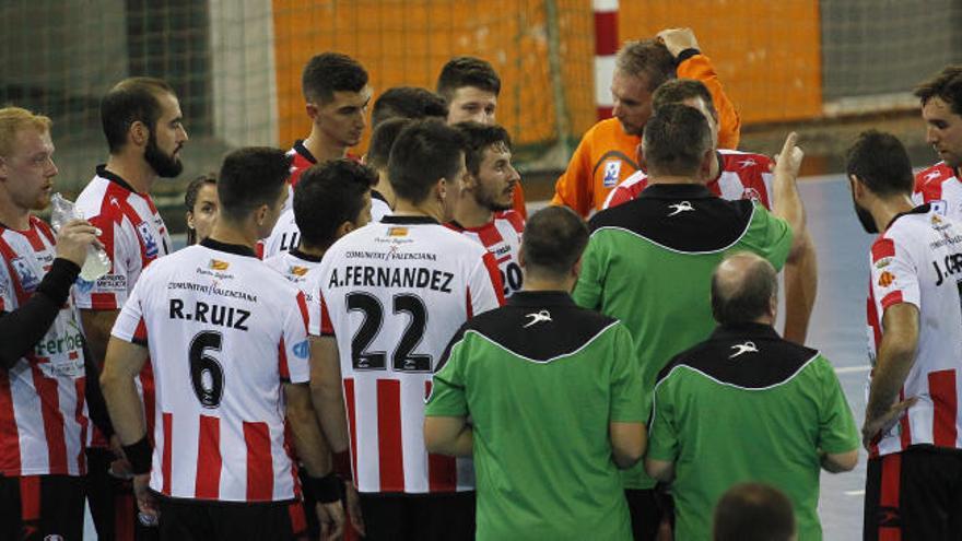 Jugadores del Fertiberia Puerto Sagunto.