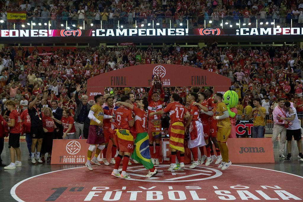 El Jimbee Cartagena celebra su segunda luga consecutiva