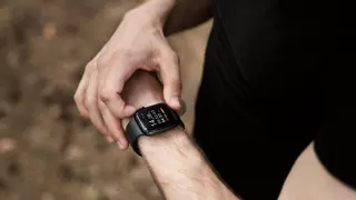 Amazon Prime Day 2025: el smartwatch Garmin Vivoactive más buscado por deportistas roza su precio mínimo