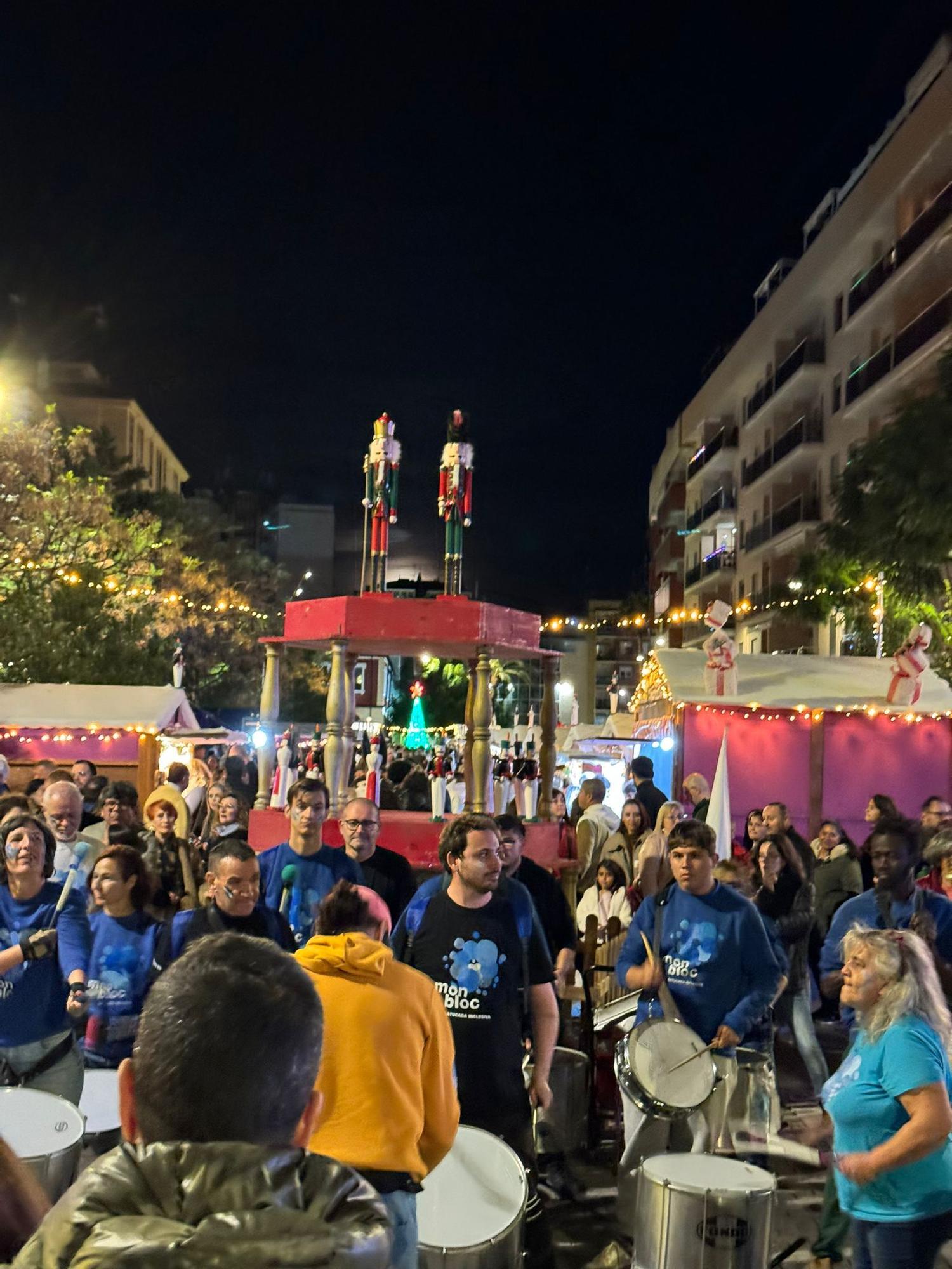 La Navidad bulle en Dénia: deslumbrante "Nit de la Llum"