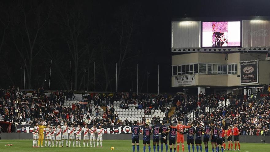 La rebelión de Vallecas contra Ayuso y Presa: &quot;El Rayo no se entiende fuera de su barrio y su estadio&quot;