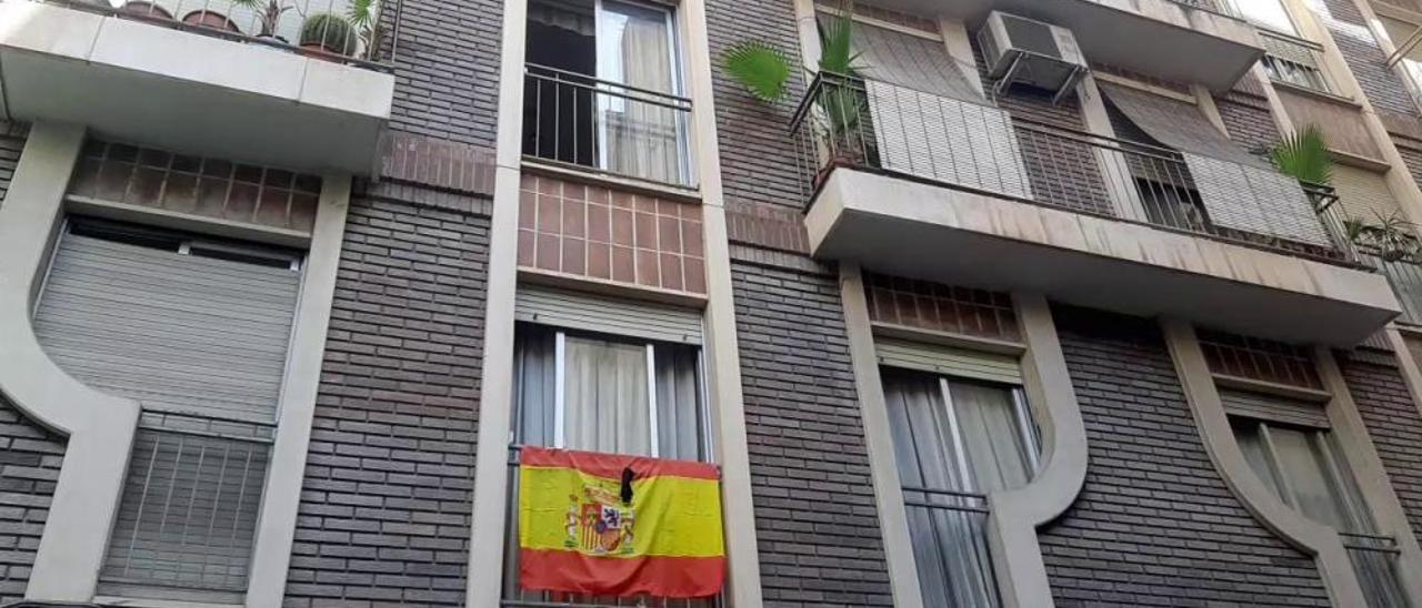 Hallan tras cinco días muerta en su casa de Elche el cuerpo de una mujer de 63 años