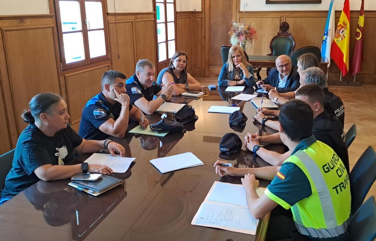 Reunión de la Xunta Local de Seguridade para establecer el operativo para el Entroido de Verán.