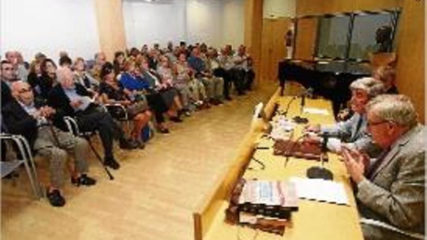 Presenten el llibre &quot;Girona sota el Consell Municipal Revolucionari&quot;