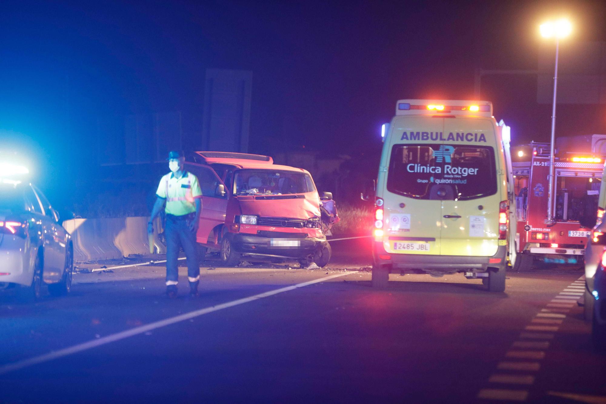 Mueren dos motoristas en un accidente de tráfico en Palma