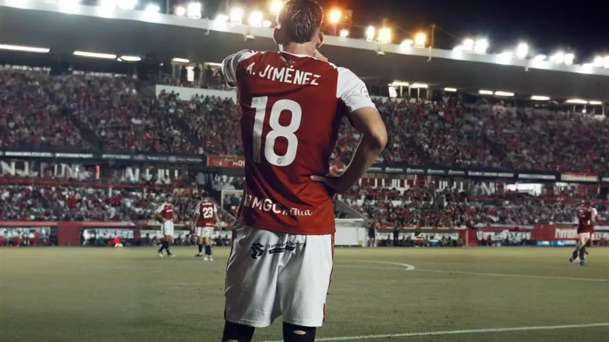Se estrena Álex Jiménez