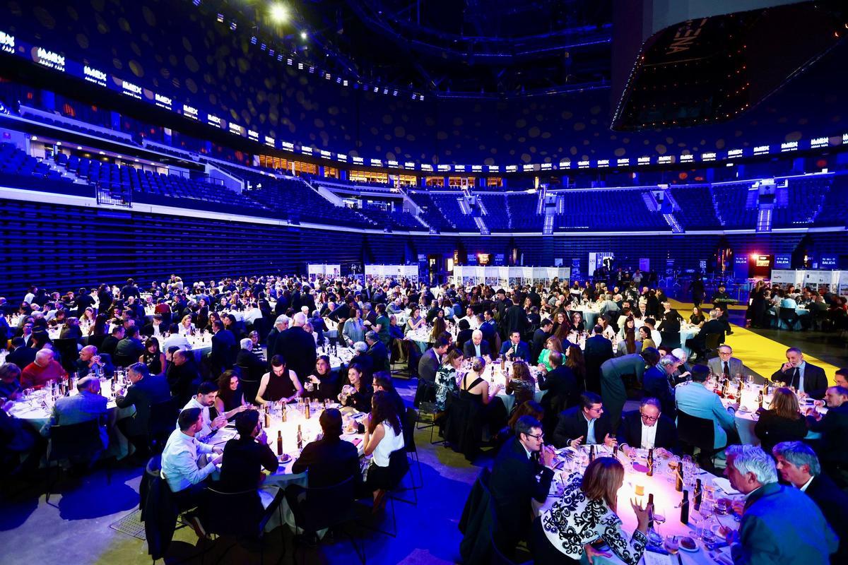 Cena de Gala de la Noche de la Arquitectura en Roig Arena.