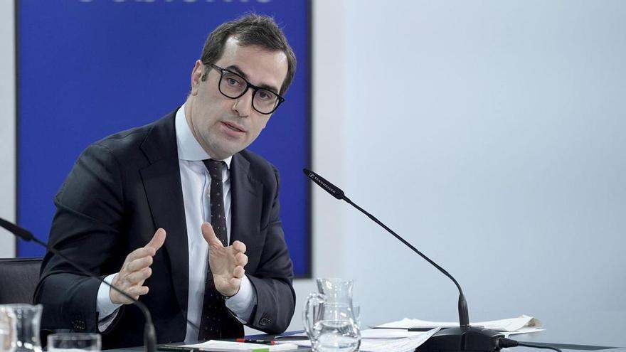 Cuerpo gana perfil al liderar el plan anticrisis a las puertas de la remodelación de Gobierno por la salida de Montero