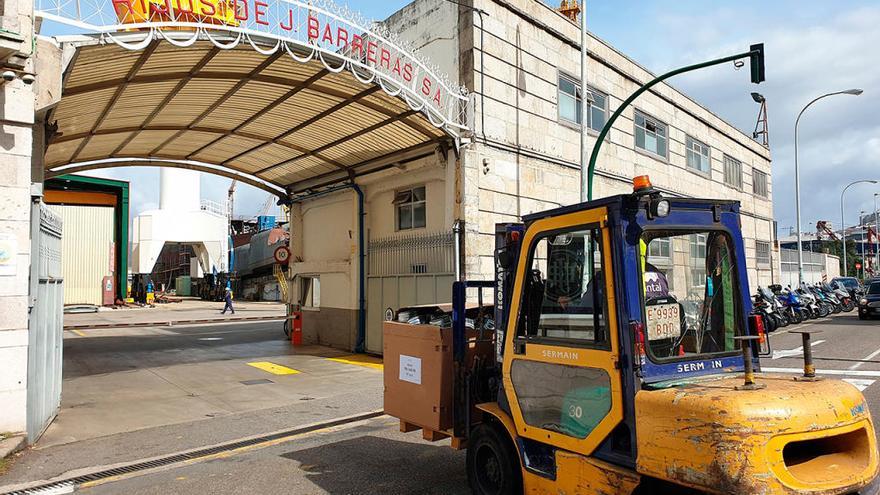 Entrada del astillero Barreras en Vigo // Marta G. Brea