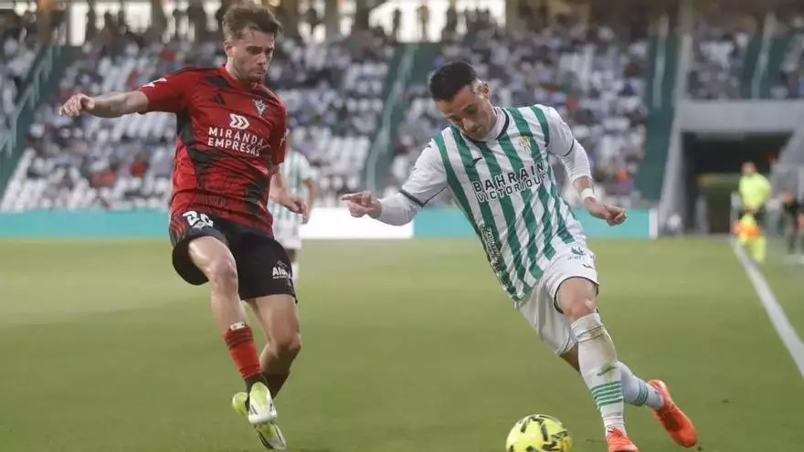Resumen, goles y highlights del Córdoba CF 2 - 2 CD Mirandés de la jornada 32 de LaLiga Hypermotion