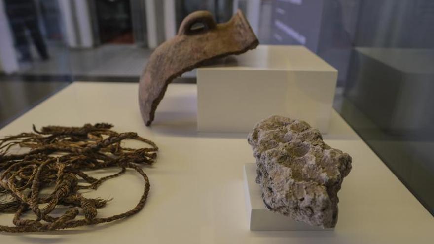 Una cueva de Guayadeque desvela un tesoro textil único del primer milenio