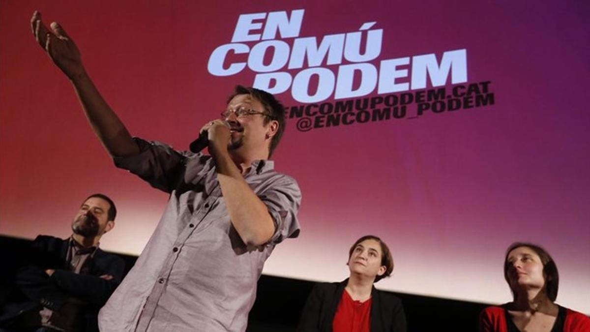 Xavier Domènech y Ada Colau, en la presentación de En Comú Podem, en los Cinemes Girona de Barcelona.