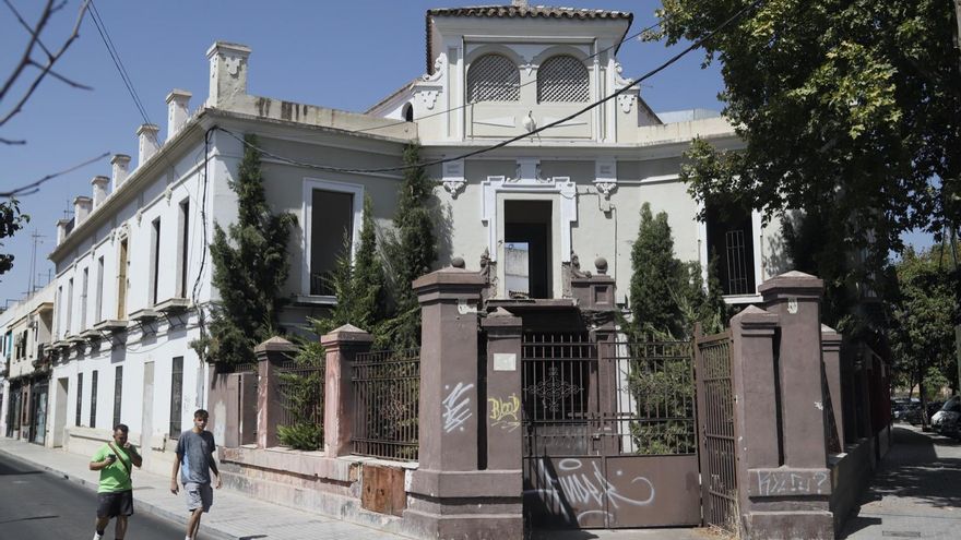 De discoteca a vivienda: Urbanismo da licencia para hacer 24 pisos en la antigua Palazzio