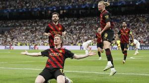 De Bruyne celebra el gol en el Bernabeu.