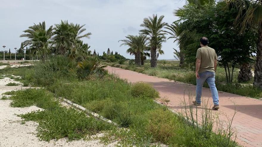 El estado del parque
próximo a las 
salinas. matías segarra