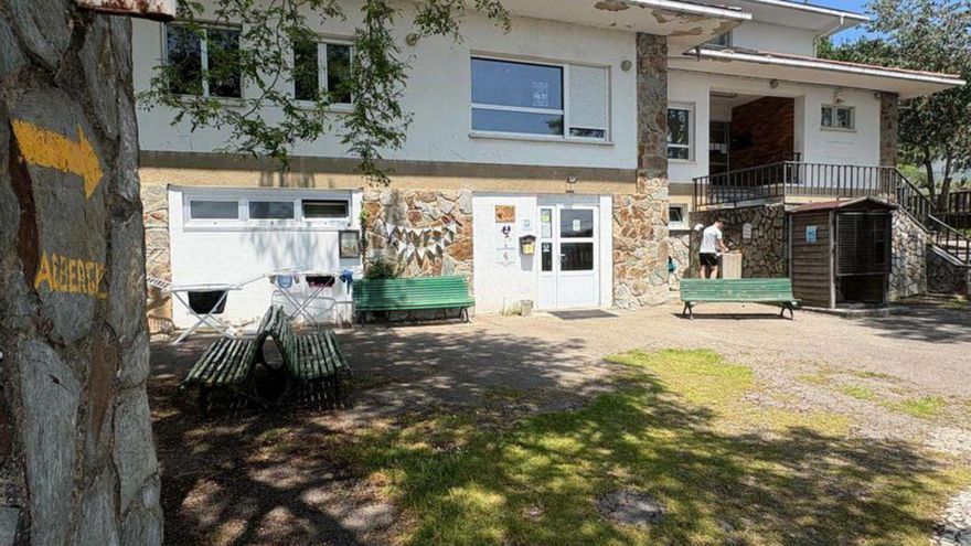 Entrada al albergue.
