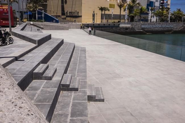 Parque Marítimo junto al muelle de Santa Catalina