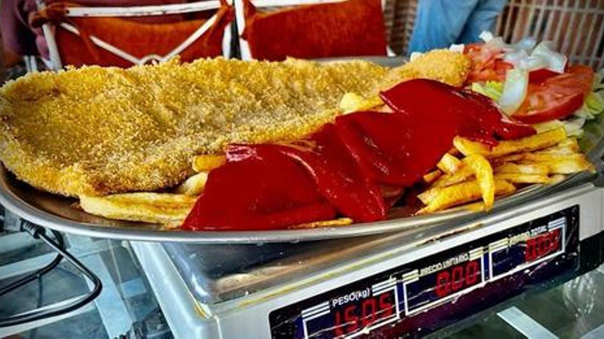 El cachopo de 1,5 kilos del concurso de un hotel leonés