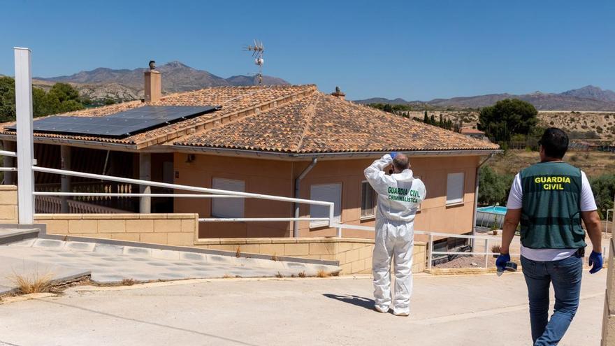 Prisión sin fianza para el doble asesino machista de Alicante