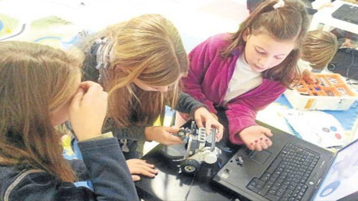 Unos talleres fomentan la creatividad con la robótica, en una imagen de archivo.