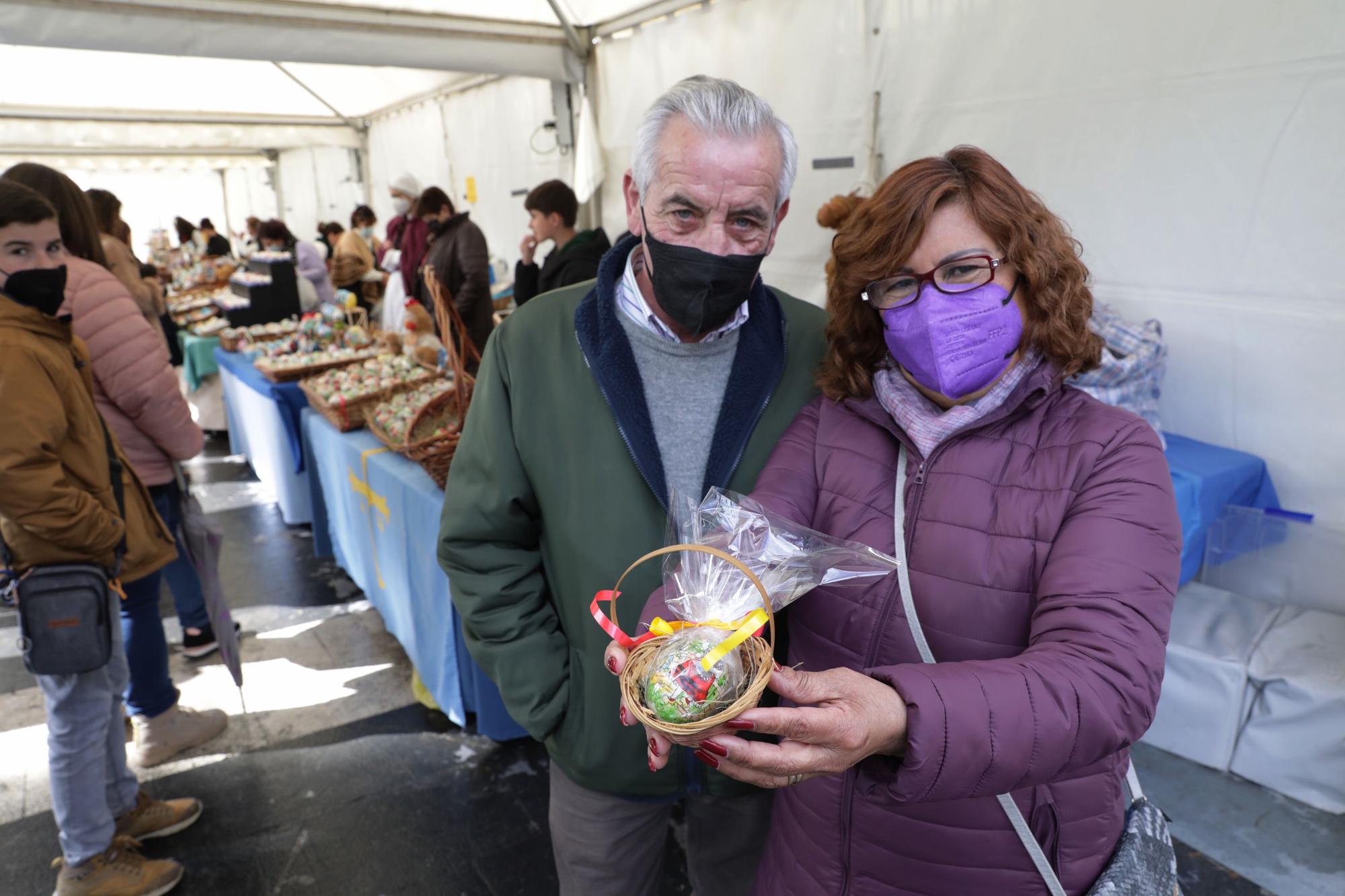 EN IMÁGENES: Así fue la fiesta de los Güevos Pintos en Pola de Siero