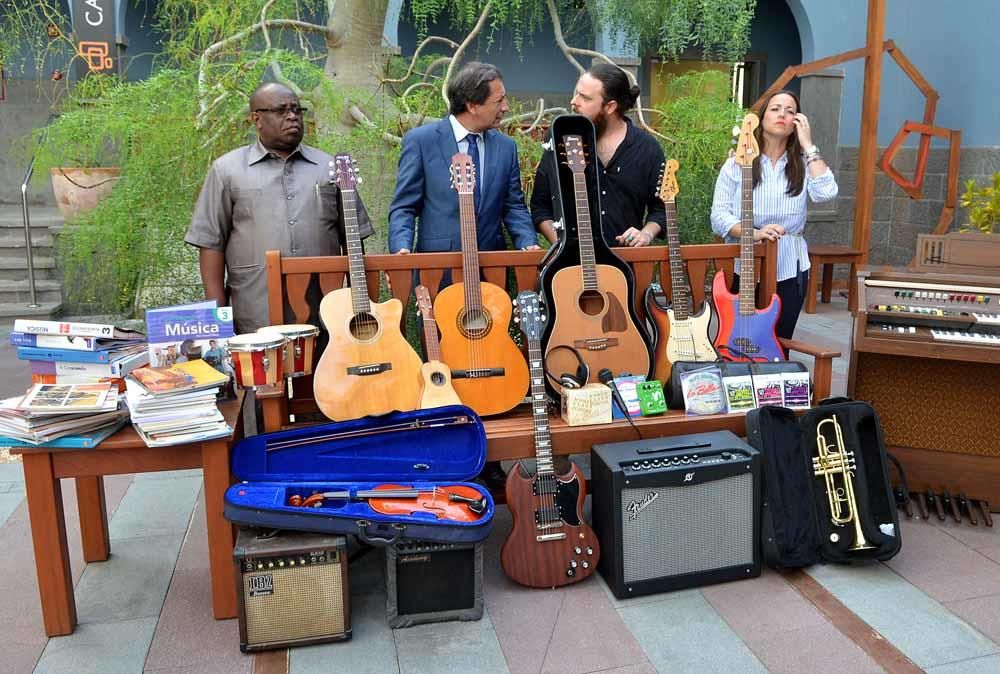 Casa Africa entrega los instrumentos recogidos