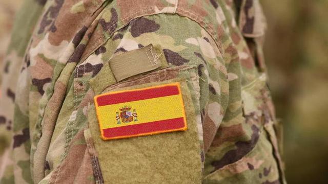 Repatriados de Dakar 25 militares contagiados.