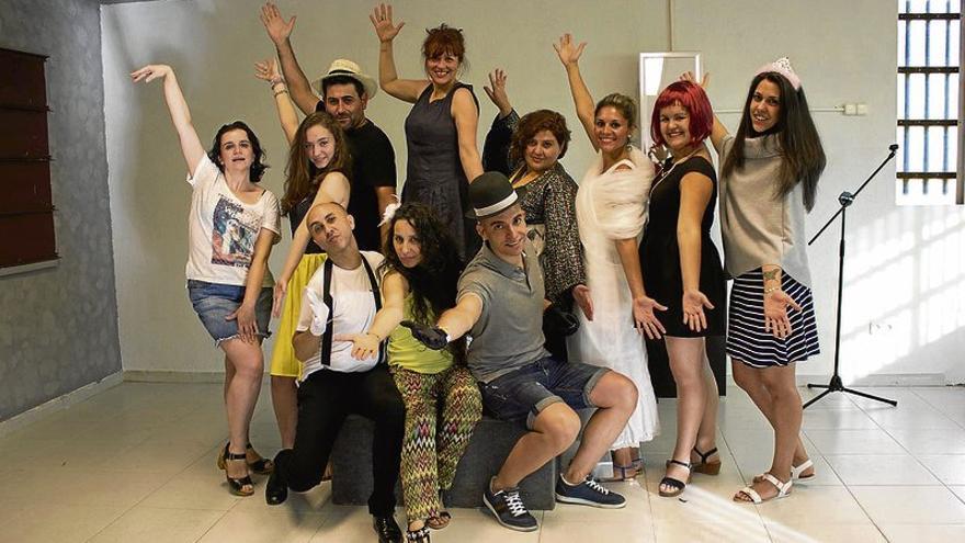 12 alumnos placentino se forman en teatro musical