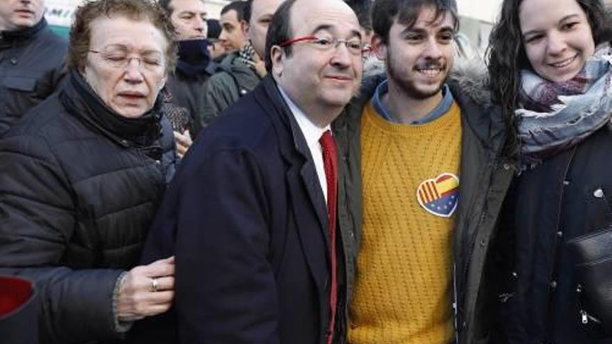 Miquel Iceta, en un acte de campanya a Rubí.