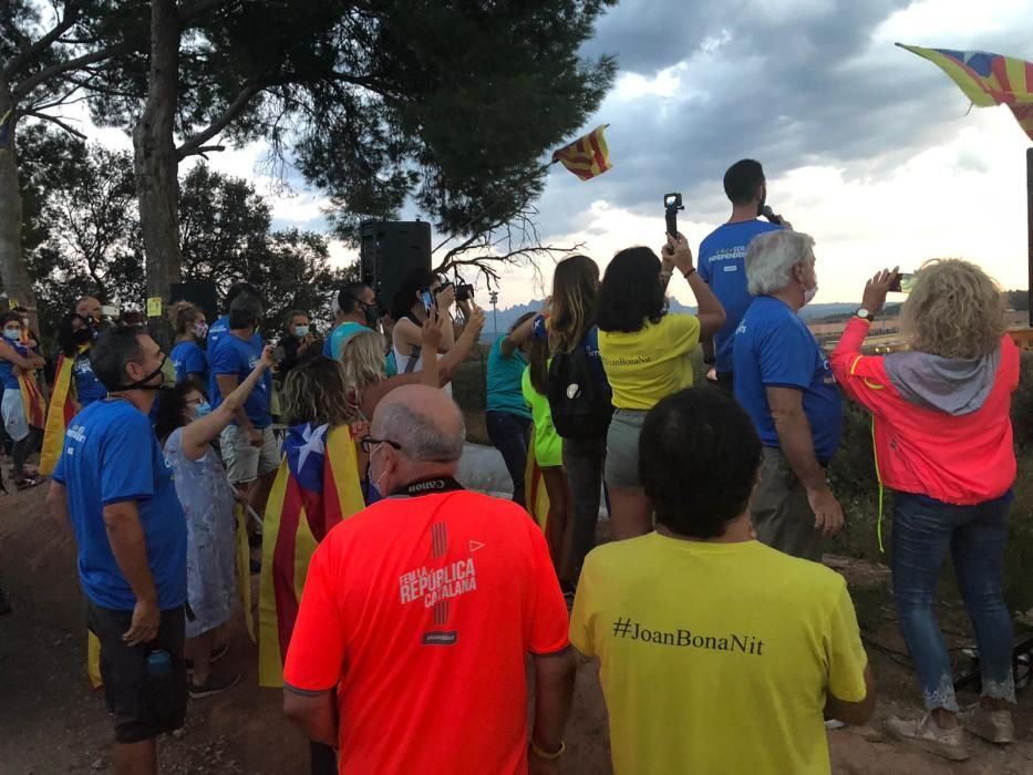 Arribada de la rua de vehicles a Lledoners