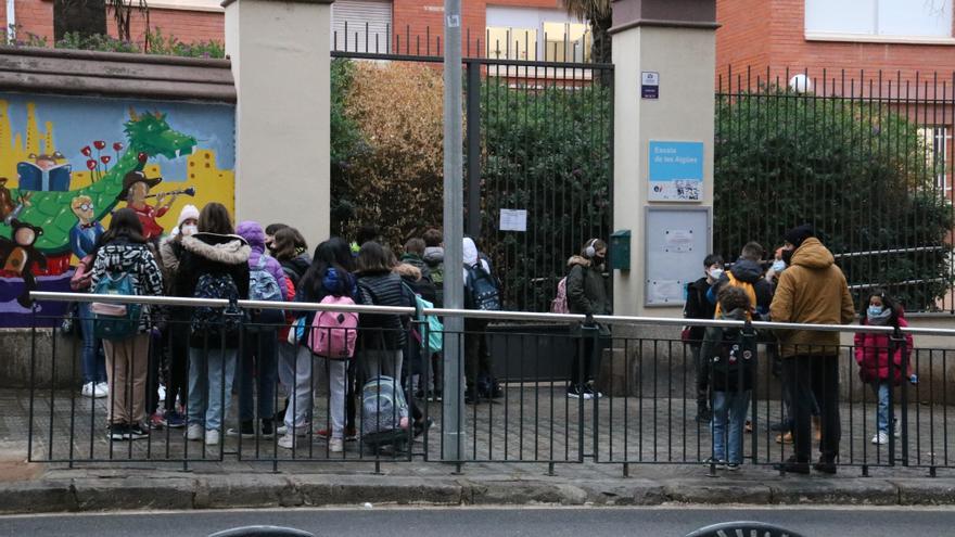 Ustec s&#039;oposa a l&#039;avançament del curs perquè creu que no hi haurà prou temps per preparar-lo