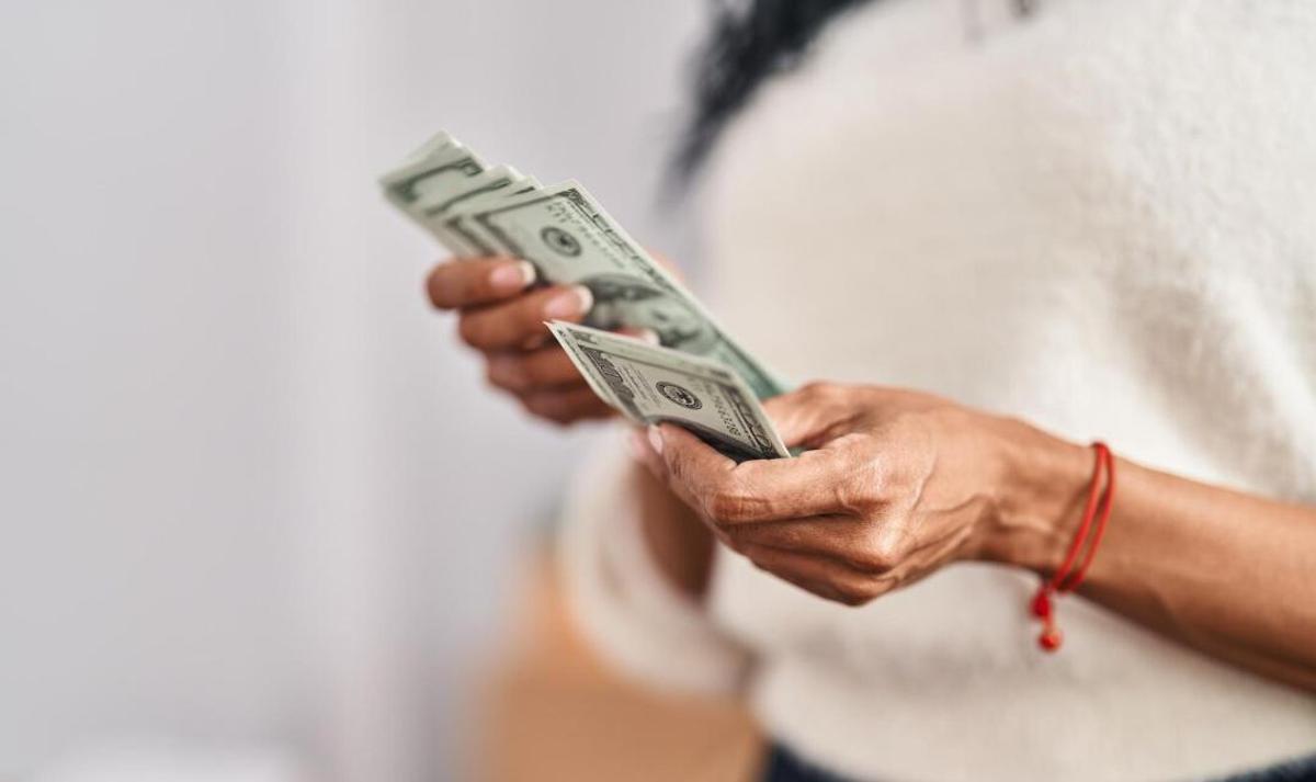 Només et deixen pagar en efectiu?