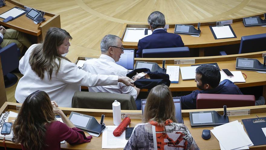 La ley sobre la enseñanza del valenciano enciende el debate en las Corts