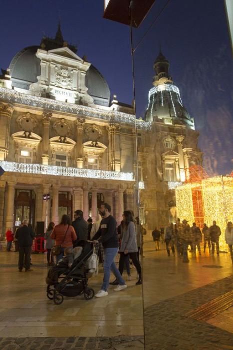 Encendido de luces de Navidad e inauguración del Belén en Cartagena