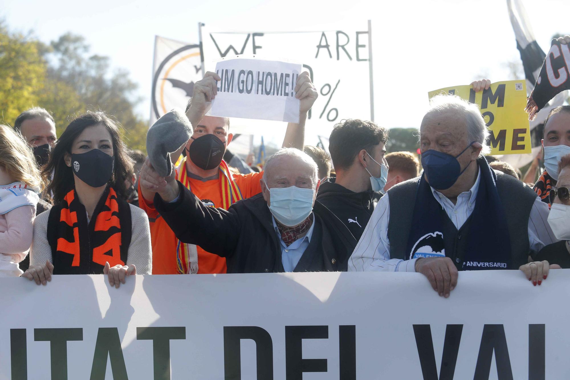 La manifestación valencianista contra Peter Lim (primera parte)