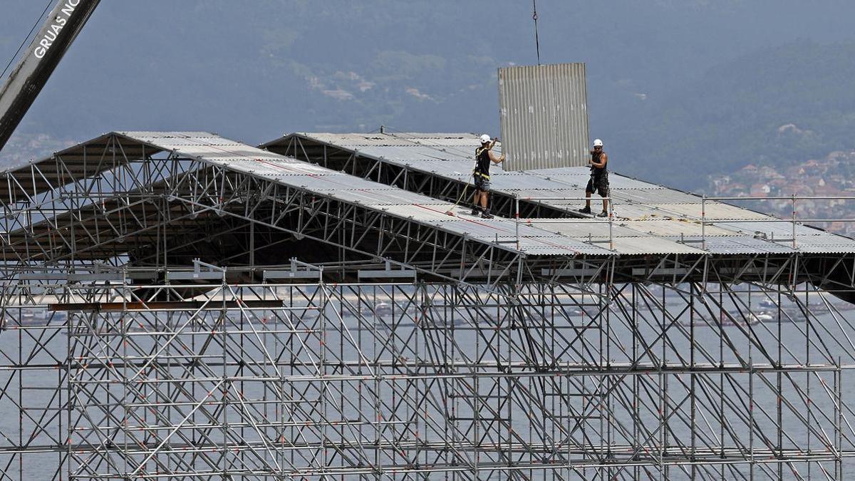 Empieza el montaje del escenario del Galicia Fest