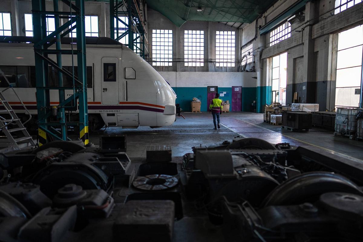 Visita a los talleres de Renfe en Sant Andreu Comtal