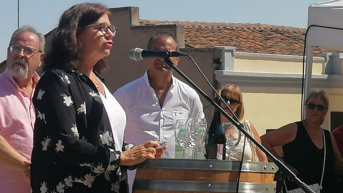 Lucía Méndez declama su pregón. | José Vegas