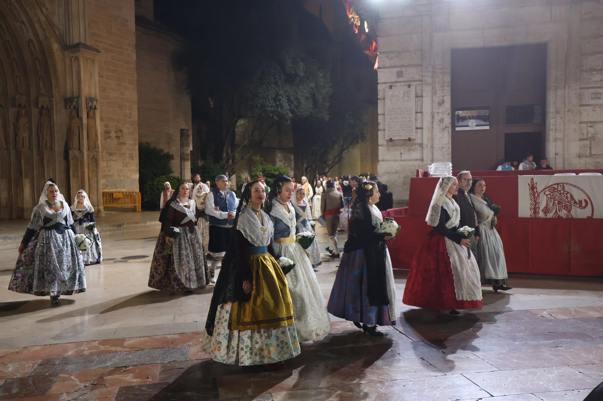 Búscate en el segundo día de la Ofrenda en la calle San Vicente entre las 21 y las 22 horas